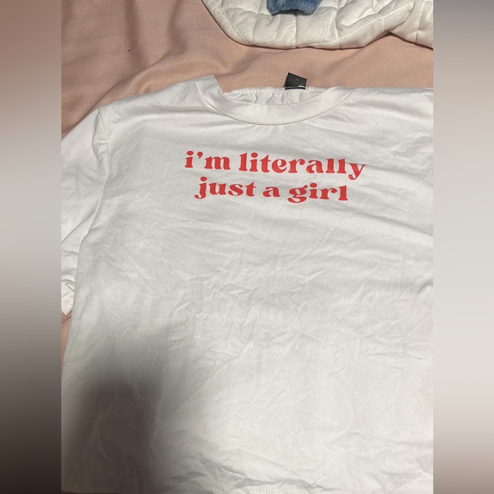 Plain white shirt from shein ! New never used